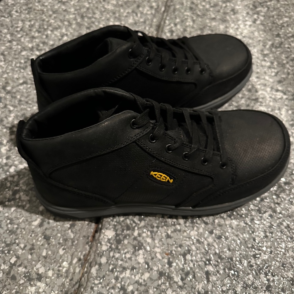 Men’s Keen Work Boots - Size 8.5